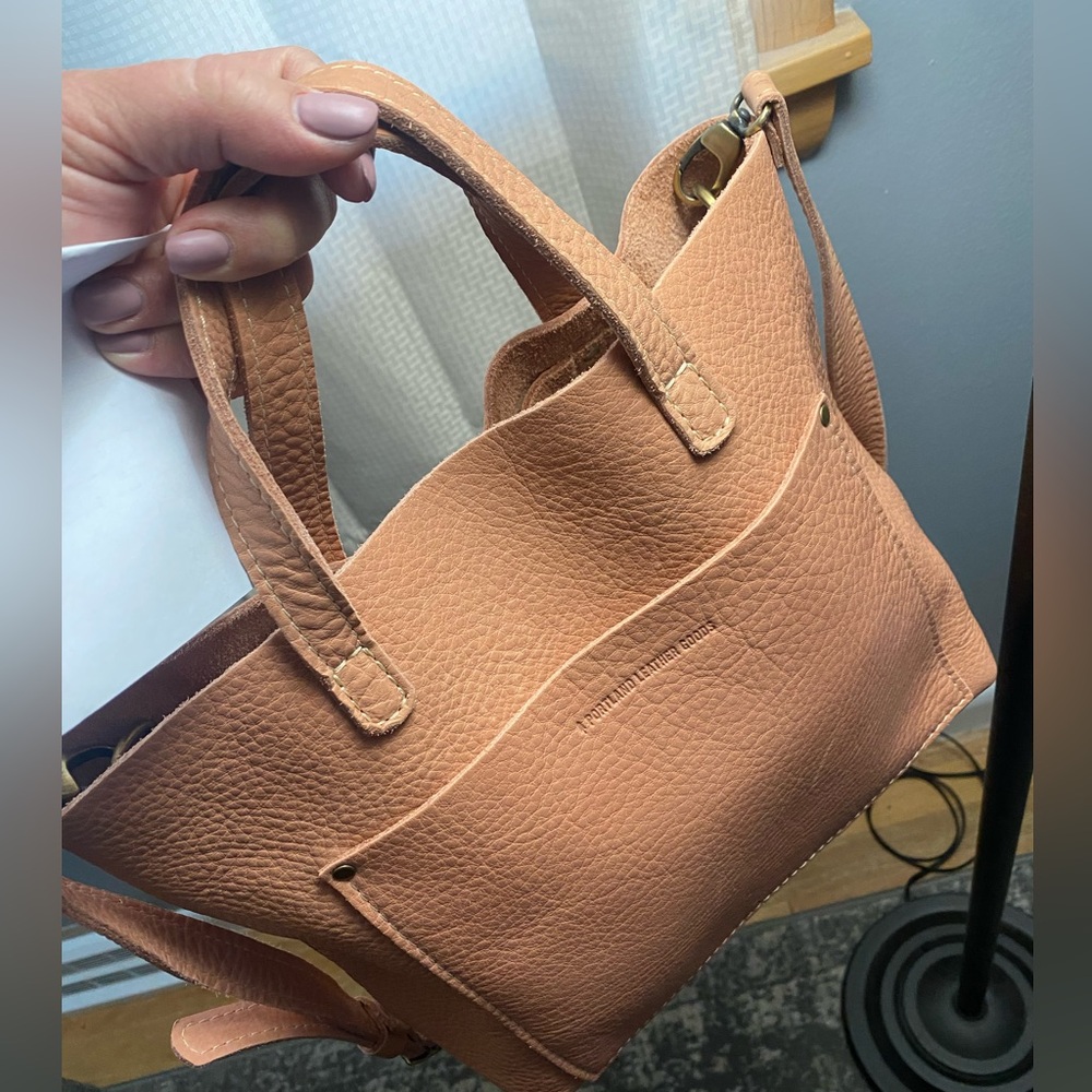 Portland Leather medium crossbody